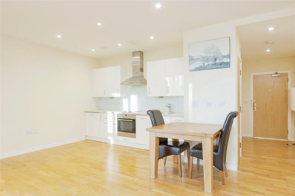 Additional image 15 of Station Road, Sidcup, DA15