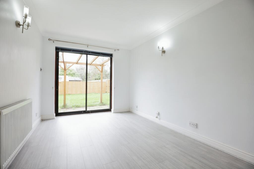 Additional image 7 of Dennett Close, Woodloes Park, Warwick, CV34