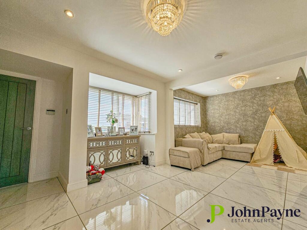 Additional image 5 of Chatsworth Rise, Styvechale, Coventry, CV3