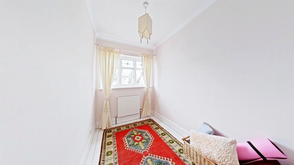 Additional image 8 of Park Crescent, Erith