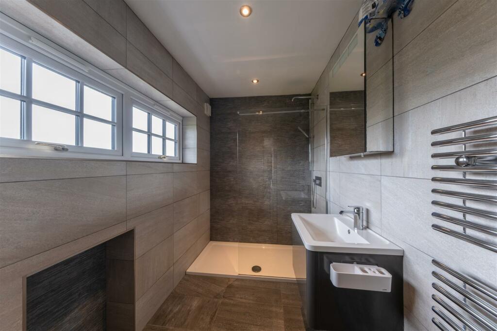 Additional image 24 of St. Johns Way, Sandiway, Cheshire