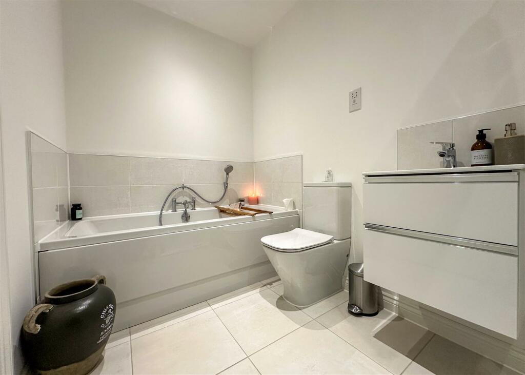 Additional image 22 of Roseway, Stoke Golding, Nuneaton