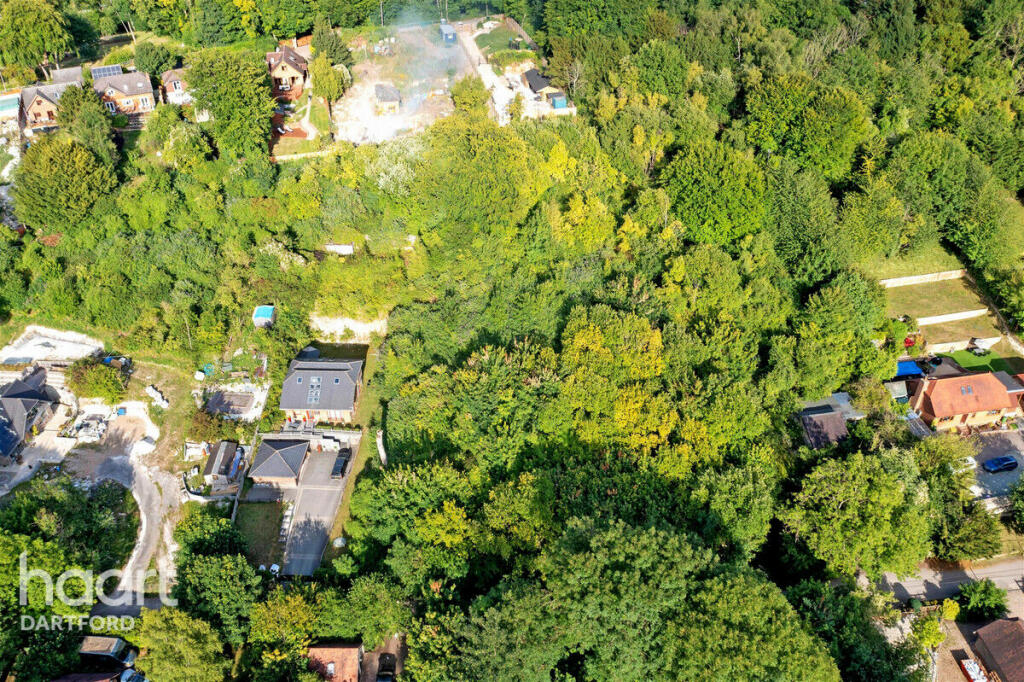 Additional image 2 of Rhododendron Avenue, Gravesend