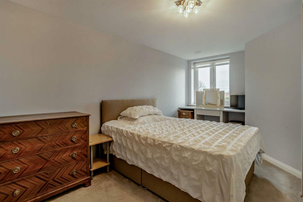 Additional image 9 of Oak Grange, Bradburns Lane, Hartford