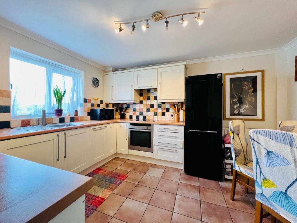 Additional image 16 of HYTHE