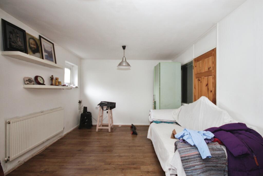 Additional image 12 of Kennedy Square, Leamington Spa