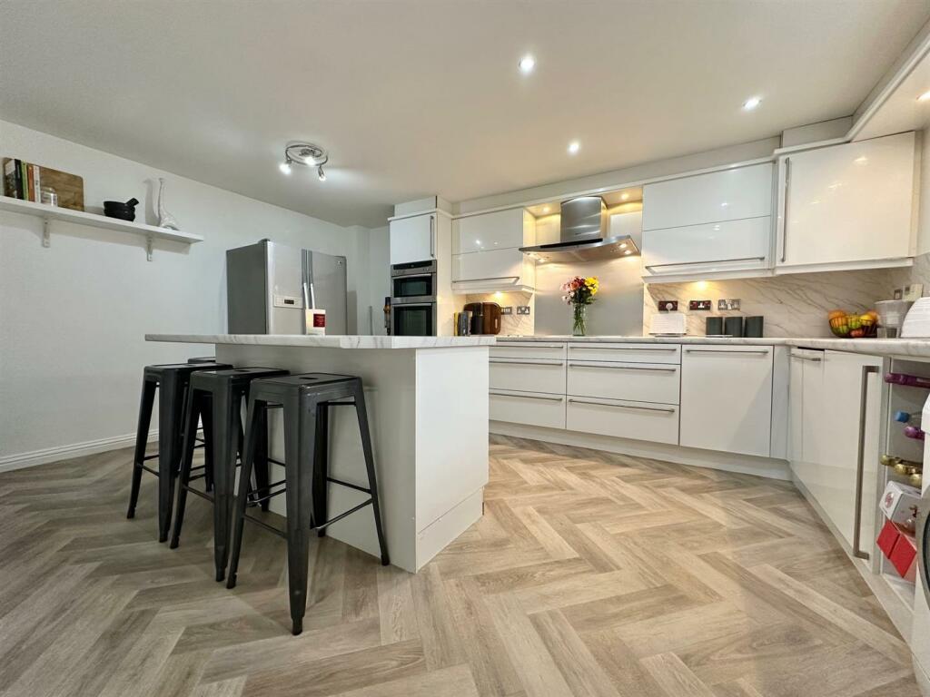Additional image 36 of St. Clements Court, Weston, Cheshire