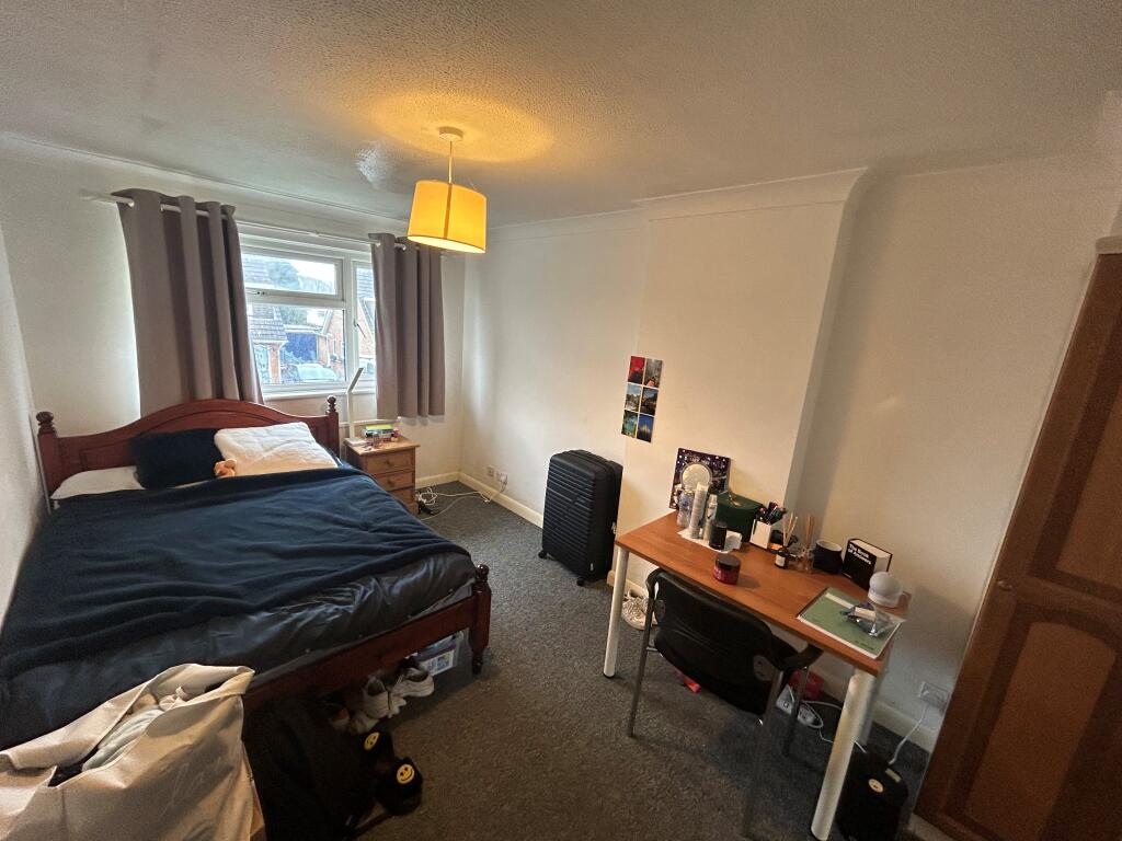 Additional image 5 of Verwood Close, Canterbury