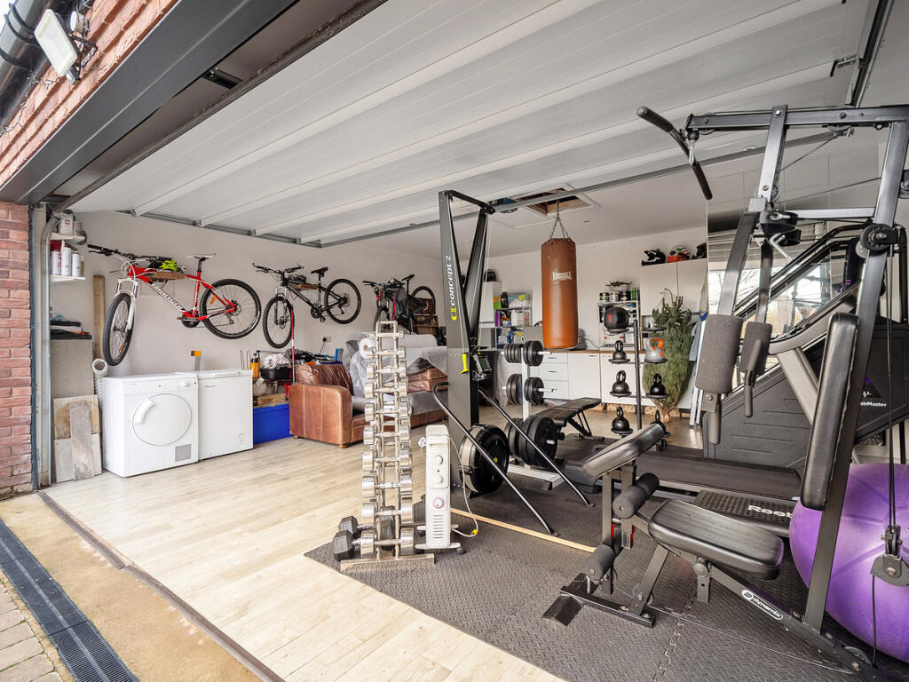 Additional image 33 of Bishops Acre, Lighthorne, Warwickshire CV35 0FH