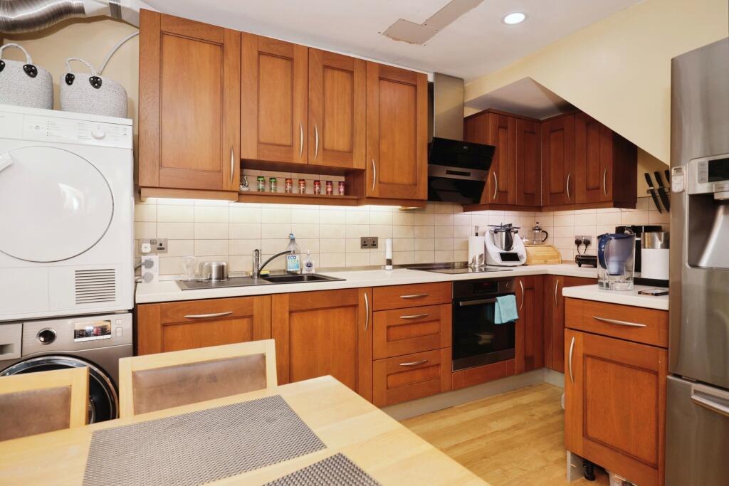 Additional image 6 of Glebe Crescent, Rugby, CV21