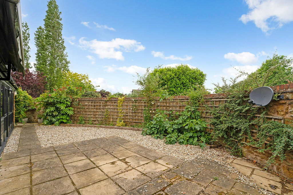 Additional image 4 of Radway