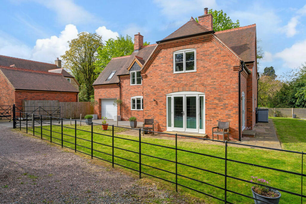 Additional image 29 of Hall Lane Harbury, Warwickshire, CV33 9HG