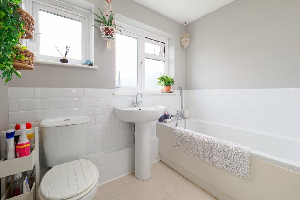 Additional image 16 of Bladbean, Canterbury, CT4