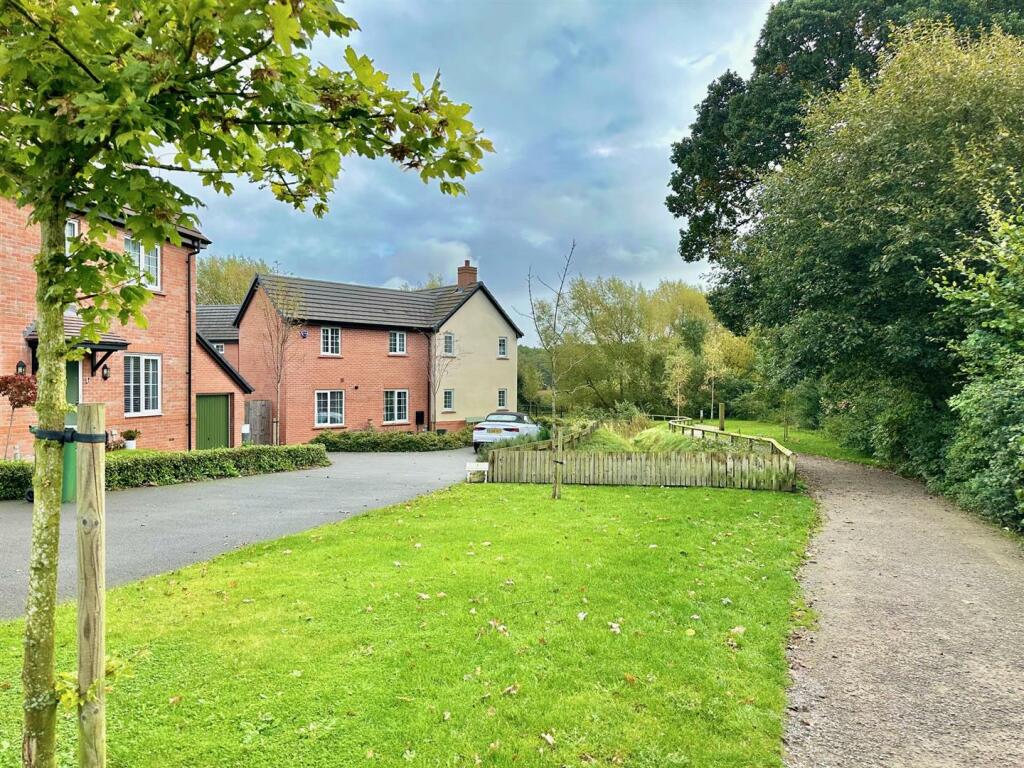 Additional image 35 of William Stockton Close, Shavington, Cheshire