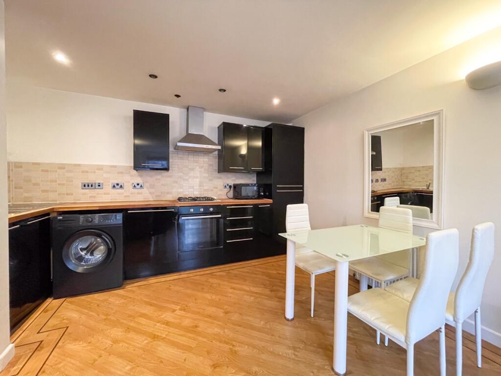 Additional image 3 of Basi House, Wrotham Road, Gravesend, Kent, DA11