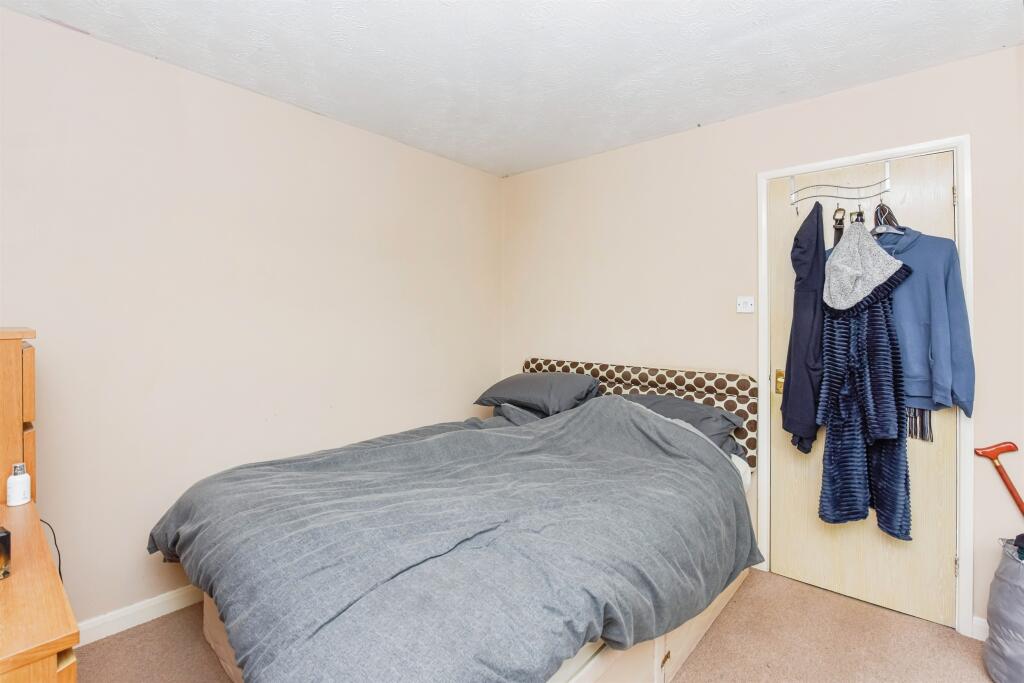Additional image 11 of Martins Drive, Atherstone