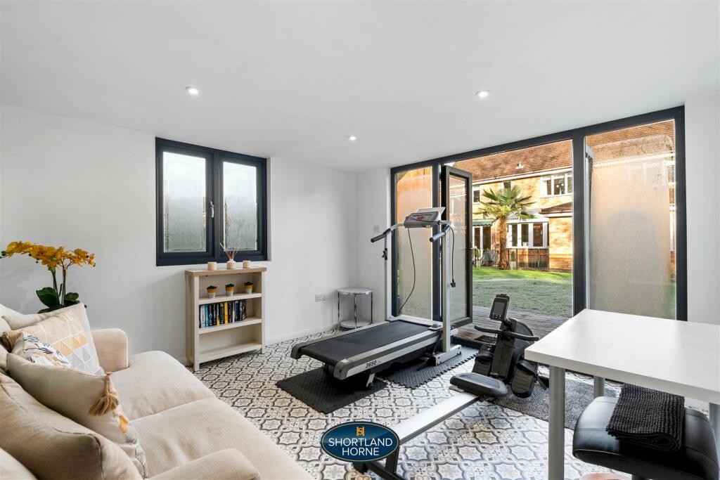 Additional image 34 of Cryfield Heights, Gibbet Hill, Coventry