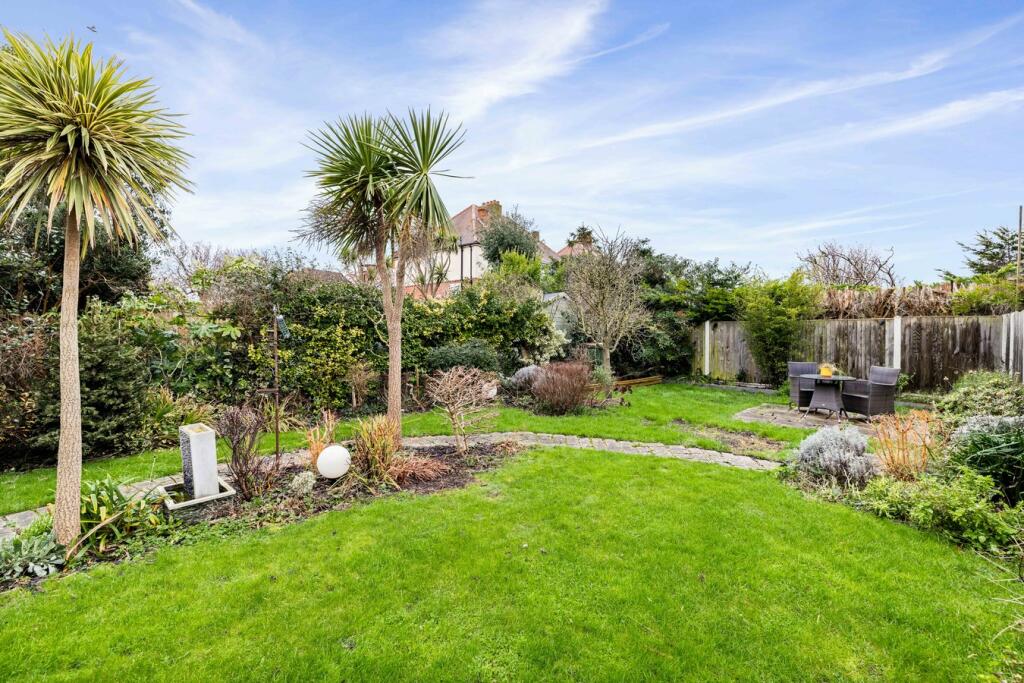 Additional image 16 of Wear Bay Crescent, Folkestone, CT19