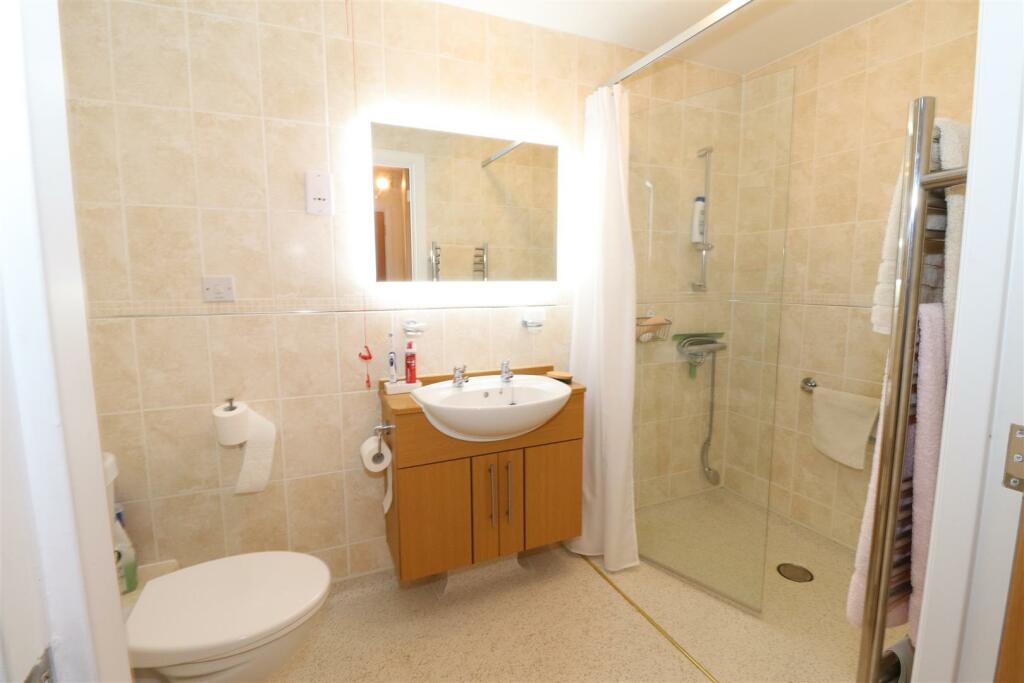 Additional image 5 of Wilton Court, Southbank Road, Kenilworth