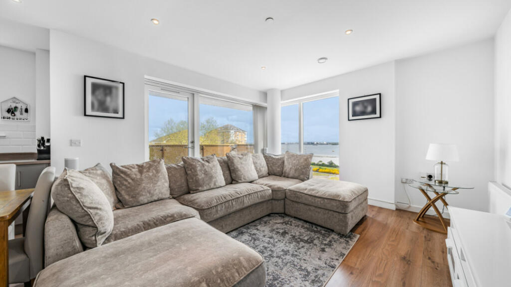 Gala Court, Erith High Street, Erith, DA8 1FE