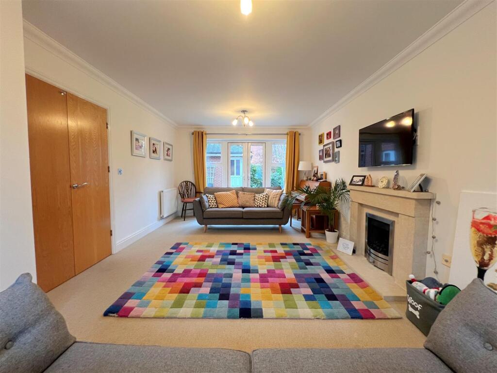 Additional image 14 of Camel Close, Warwick