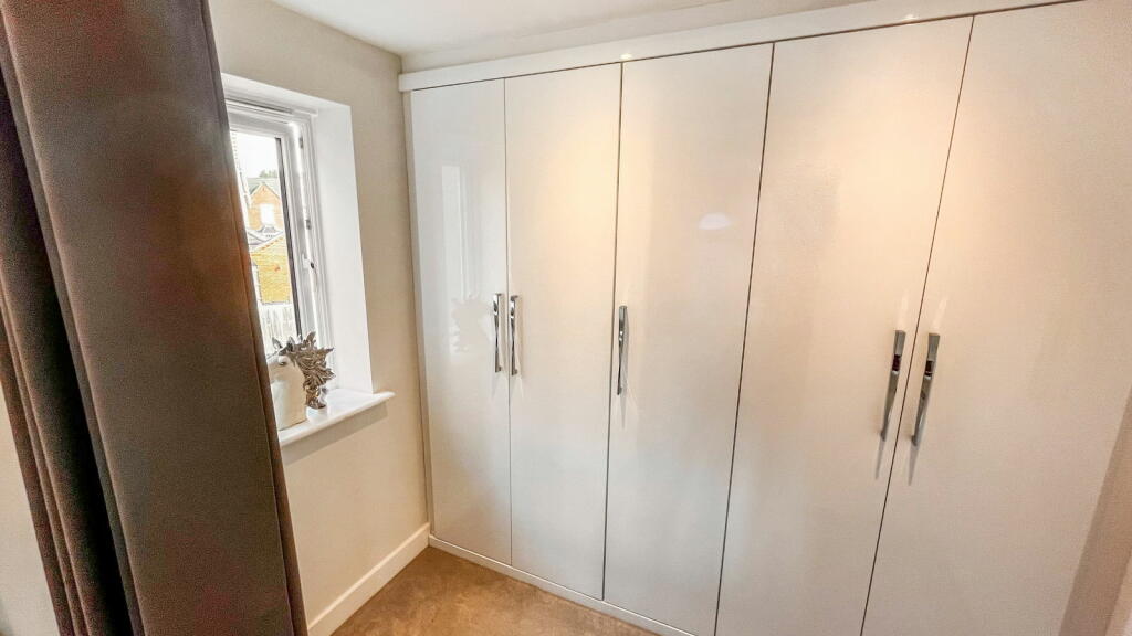 Additional image 19 of Over 2,000sqft Perfect Family Home! Russett Avenue, Nuneaton, CV11 6YW