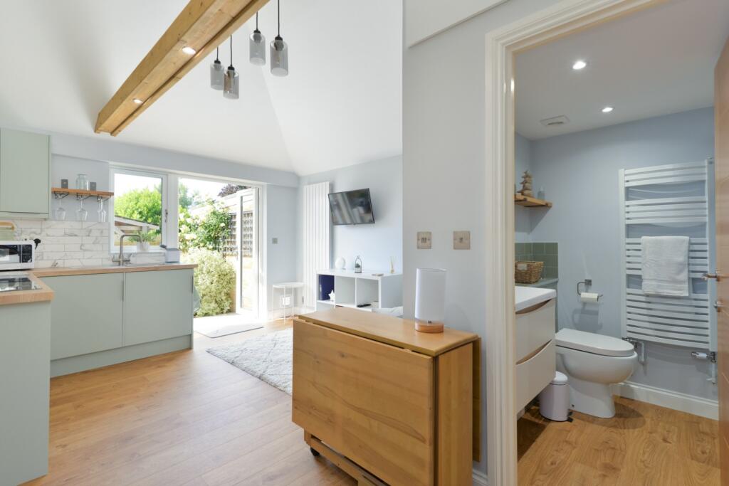 Additional image 23 of Walnut Tree Lane, Westbere