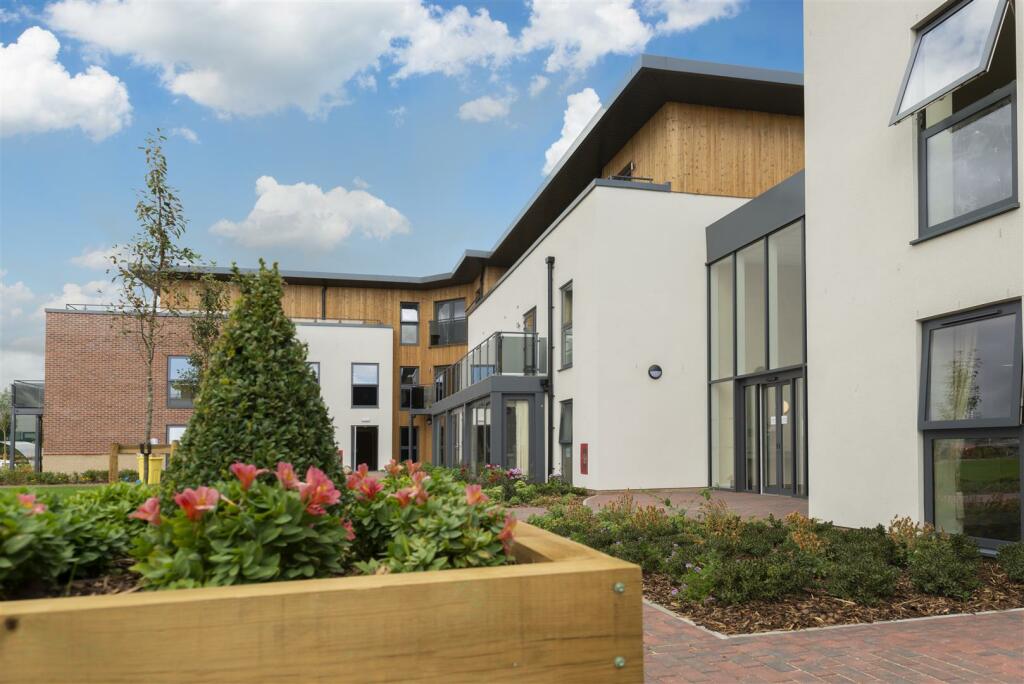 Additional image 23 of Springfield Close, Stratford-Upon-Avon, Warwickshire, CV37 8GA