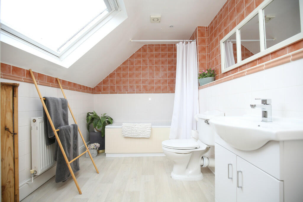 Additional image 24 of Nuneaton Road, Hartshill