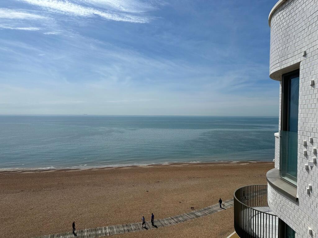 Shoreline Crescent, Folkestone, CT20