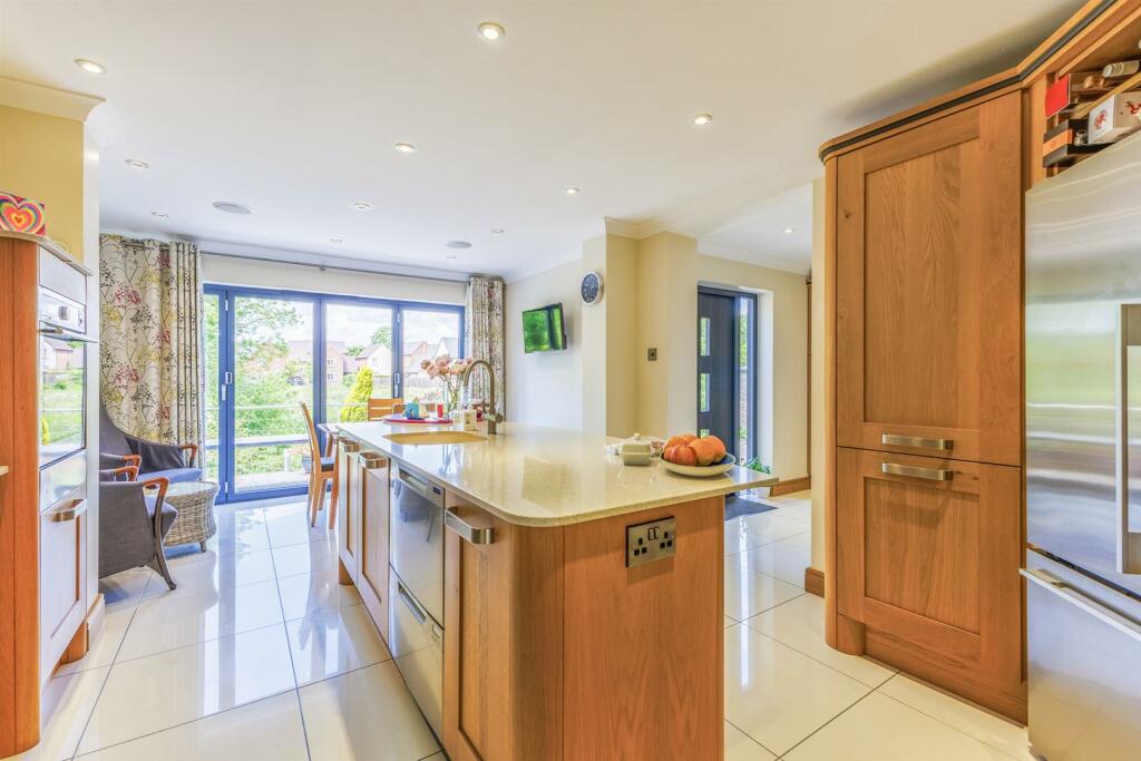 Additional image 2 of Cotswold Close, Tredington, Warwickshire