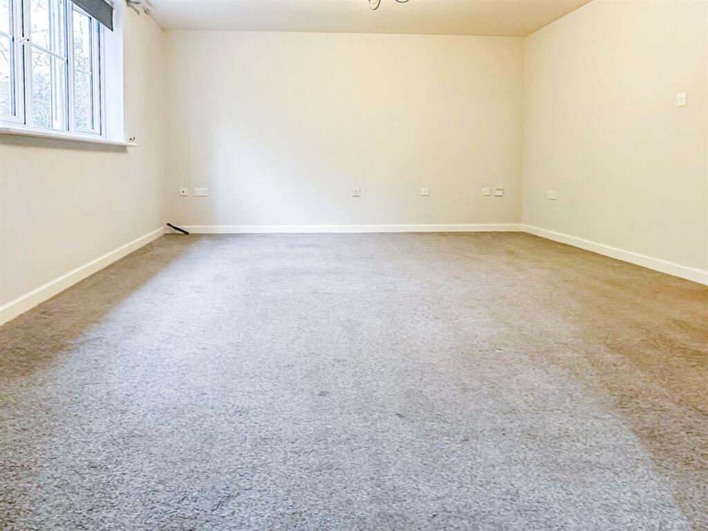 Additional image 5 of Joshua Close, Coventry  **VACANT & NO UPWARD CHAIN**