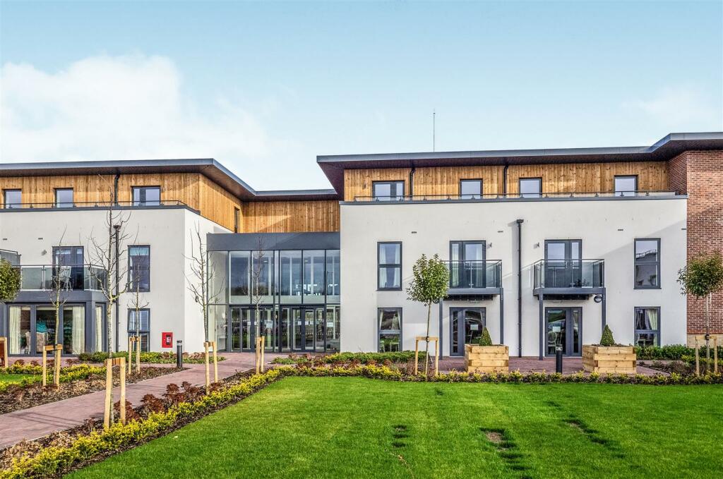 Additional image 25 of Harvard Place, Stratford-Upon-Avon, Warwickshire CV37 8GA