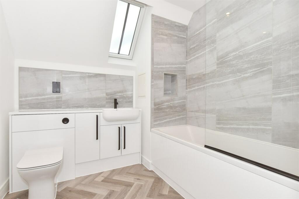 Additional image 7 of Pier View, St. George's Terrace, Herne Bay, Kent