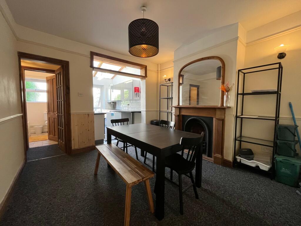 Additional image 2 of Oxford Steet, Leamington Spa