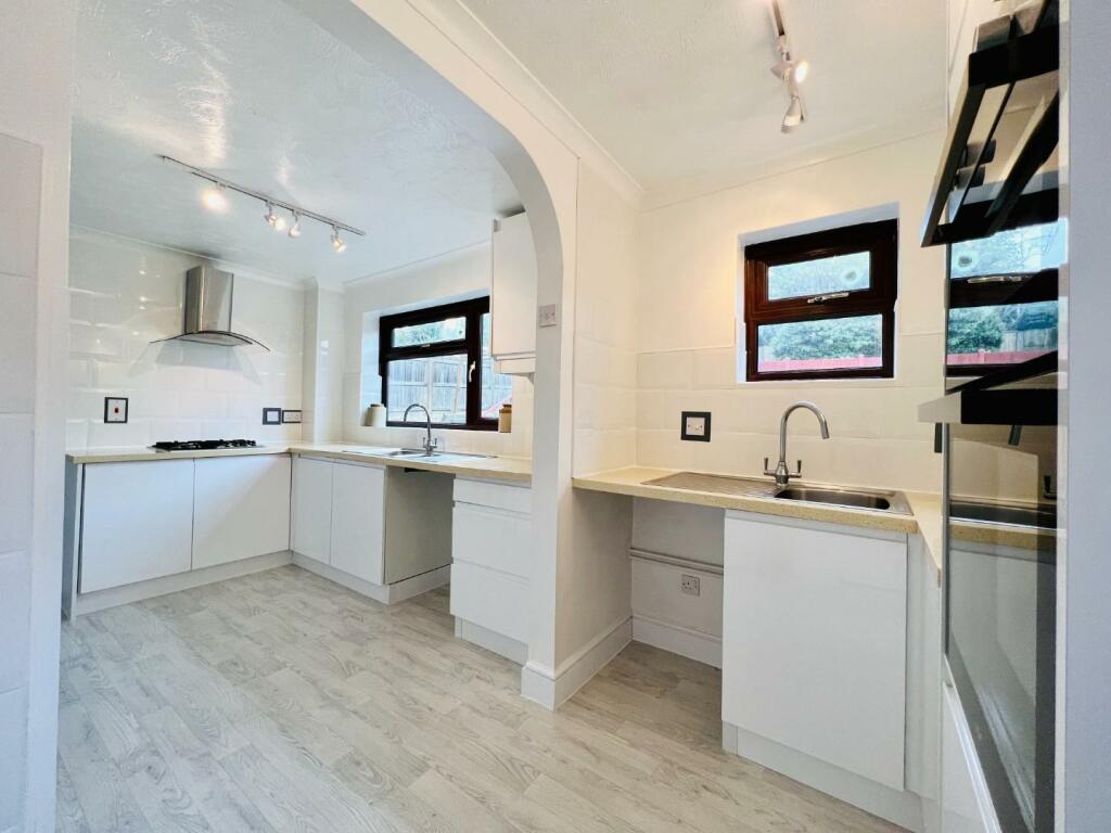 Additional image 3 of HYTHE