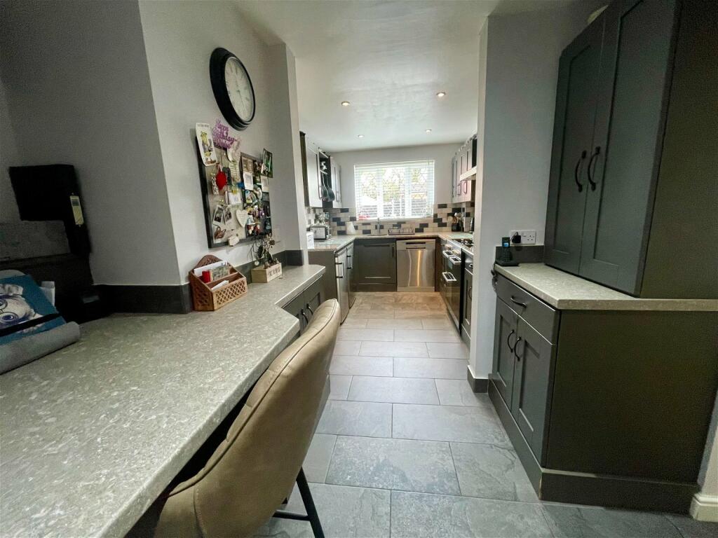 Additional image 10 of Hillside Gardens, Church Gresley, DE11 9QA