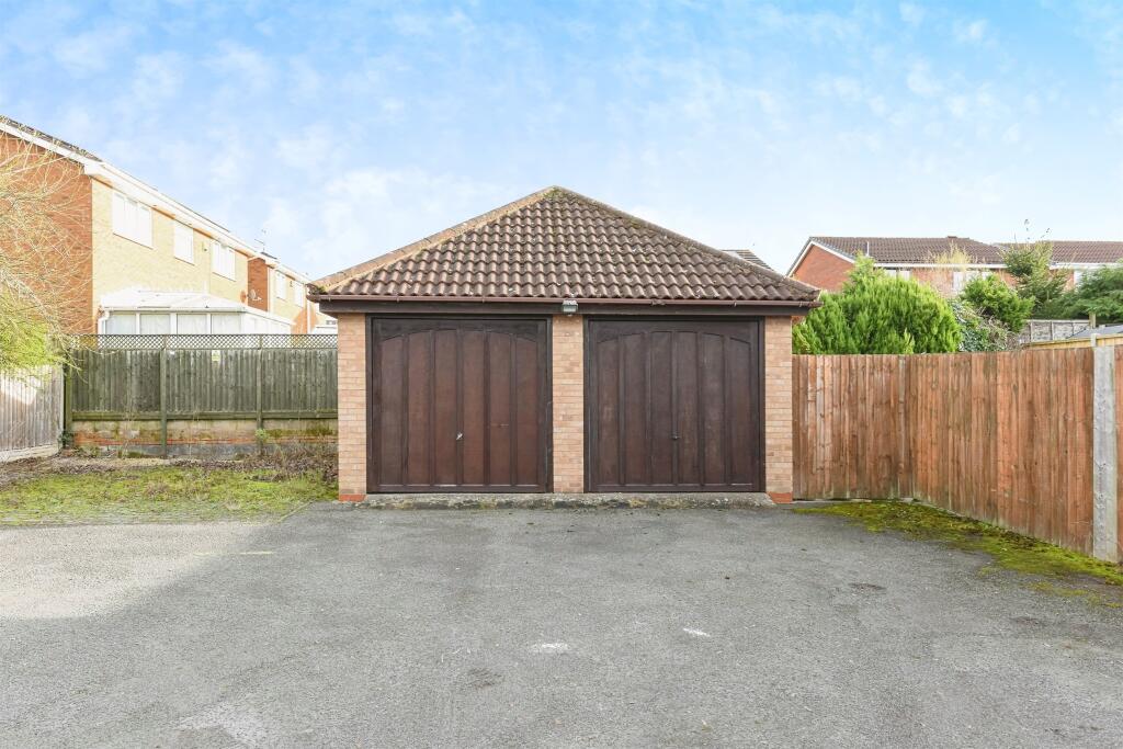 Additional image 15 of Martins Drive, Atherstone