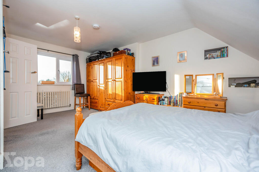 Additional image 13 of Wrotham Road, Meopham, DA13