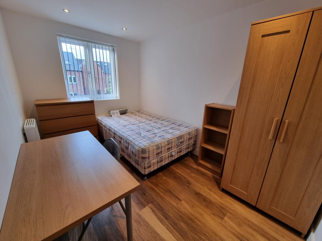Additional image 6 of Flat 13, 56 Russell Terrace, Leamington Spa