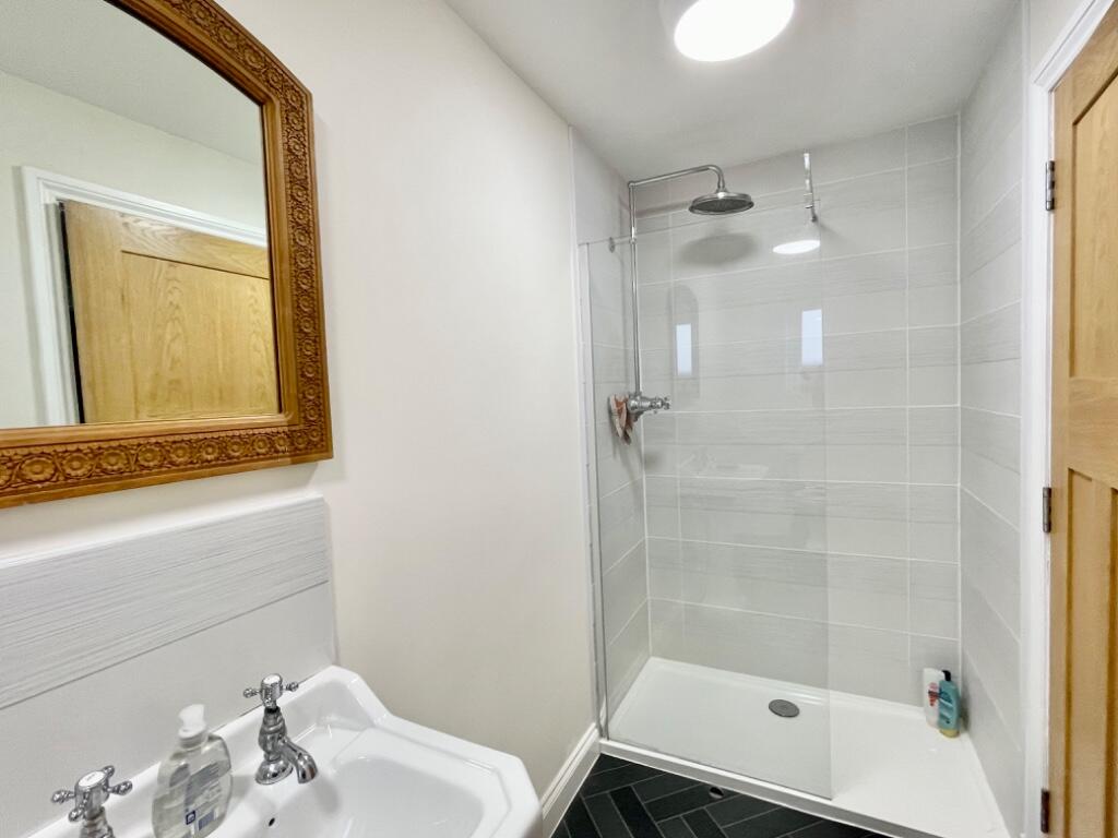 Additional image 7 of Luddington Road, Stratford-Upon-Avon, Warwickshire, CV37