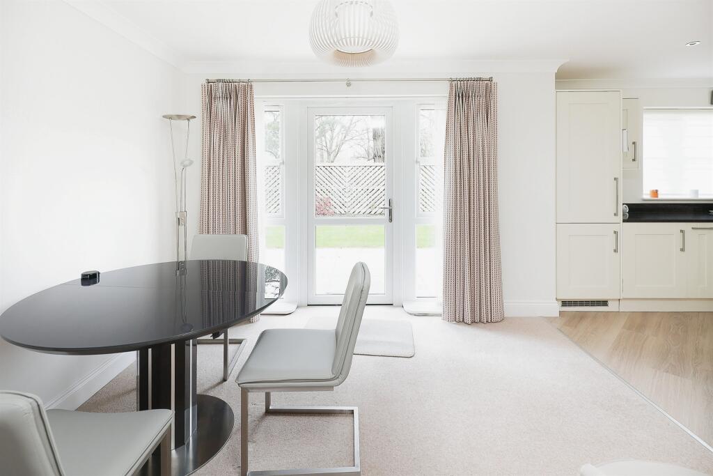 Additional image 7 of Albany Lane, Balsall Common, Coventry