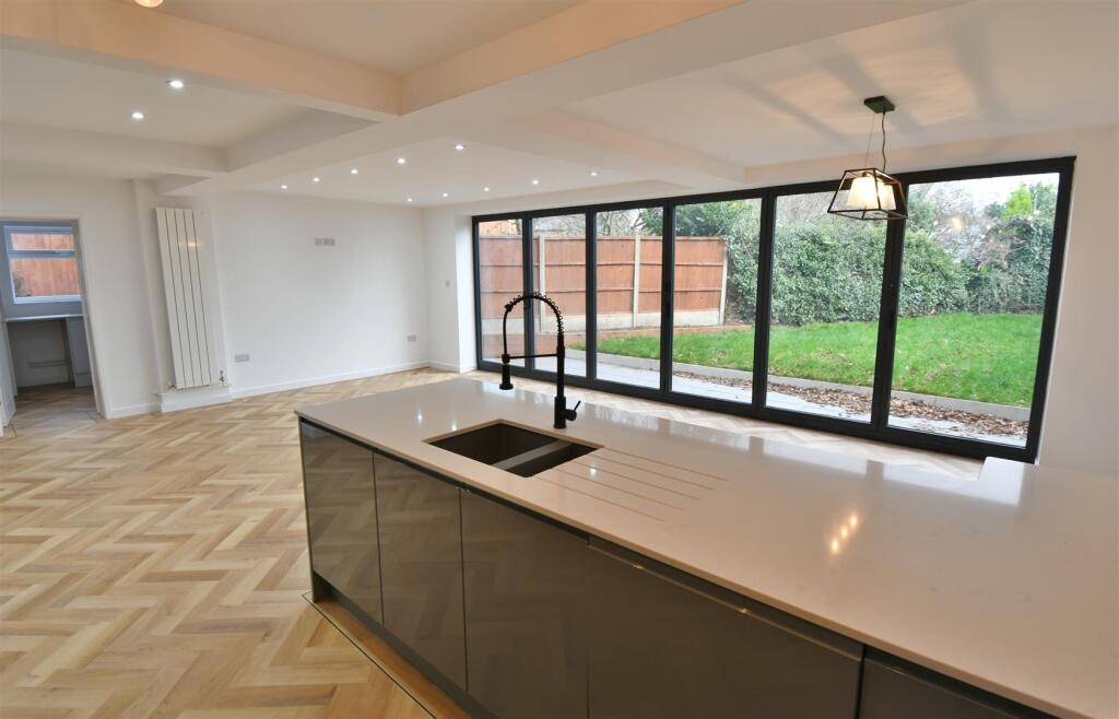 Additional image 7 of St. Nicholas Road, Radford Semele, Leamington Spa