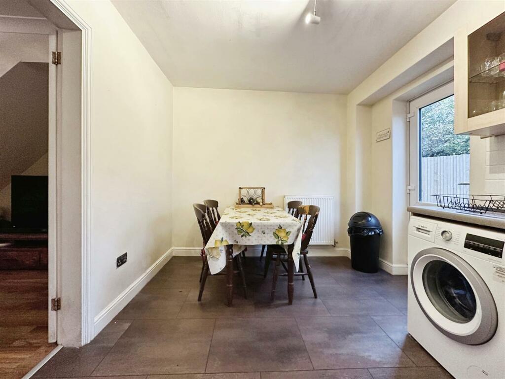 Additional image 11 of Pebble Island Way, Leamington Spa