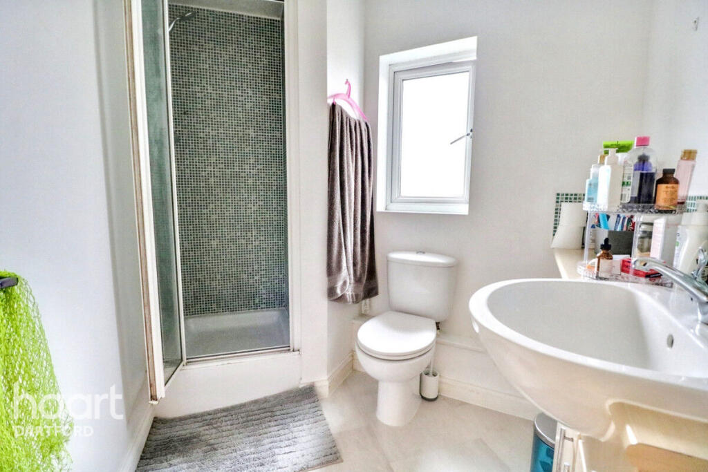 Additional image 7 of Critchley Avenue, Dartford