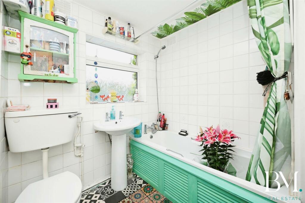 Additional image 7 of Winfield Street, Rugby