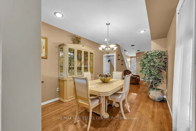 Additional image 12 of 161 Oak Ave