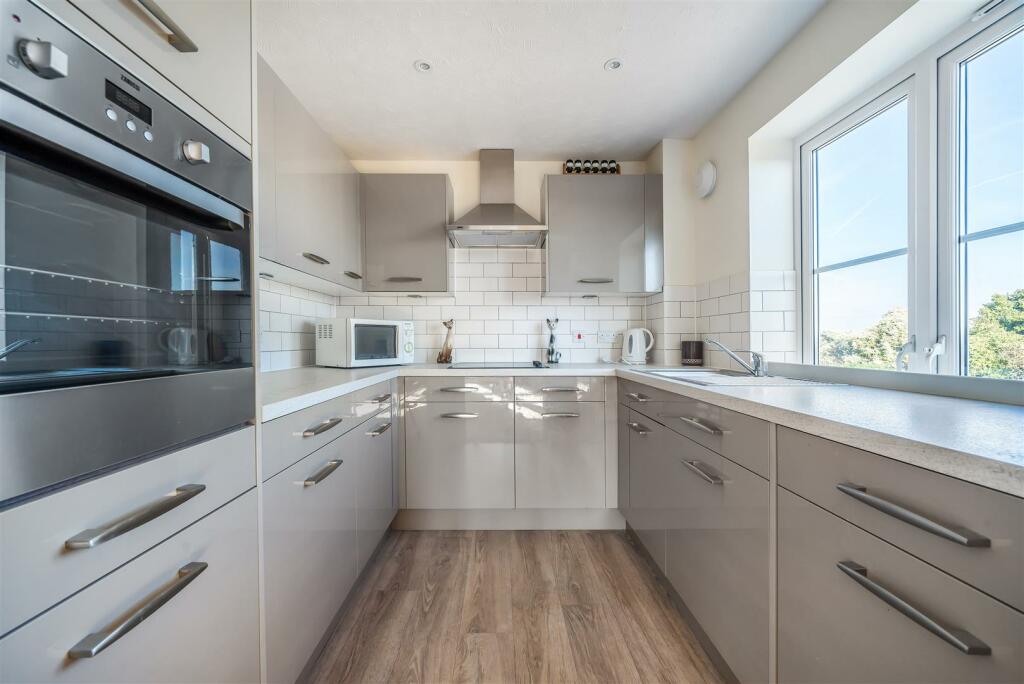 Additional image 2 of Keyes Lodge, Dartford