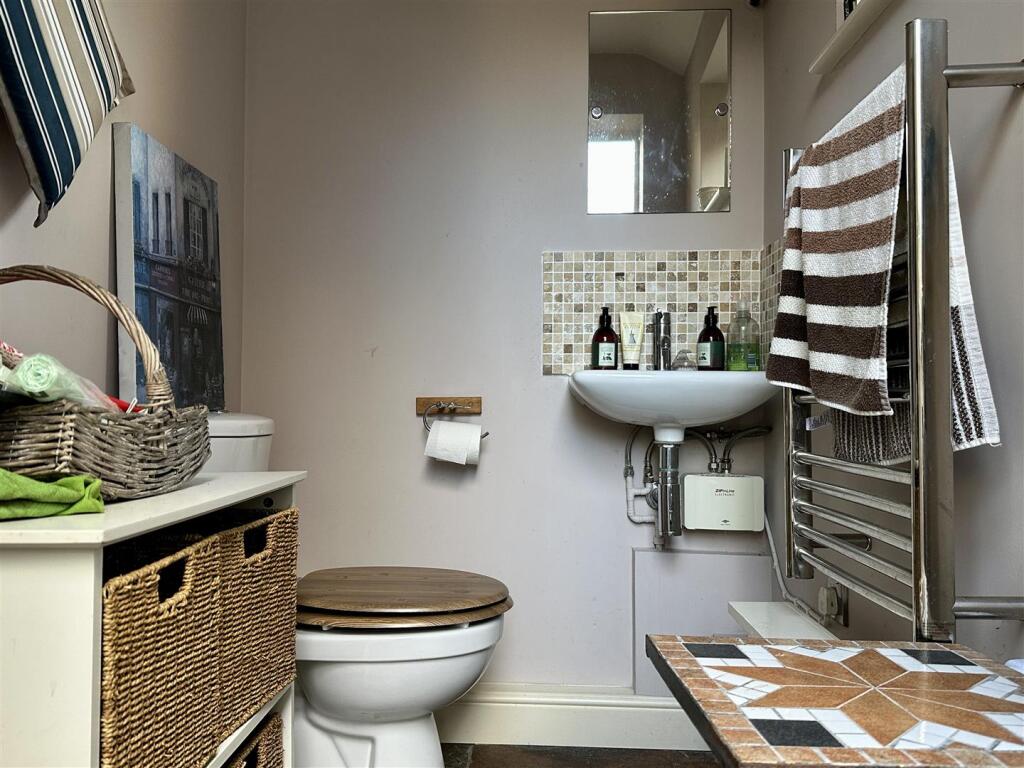 Additional image 15 of Brookfield Lane, Bakewell