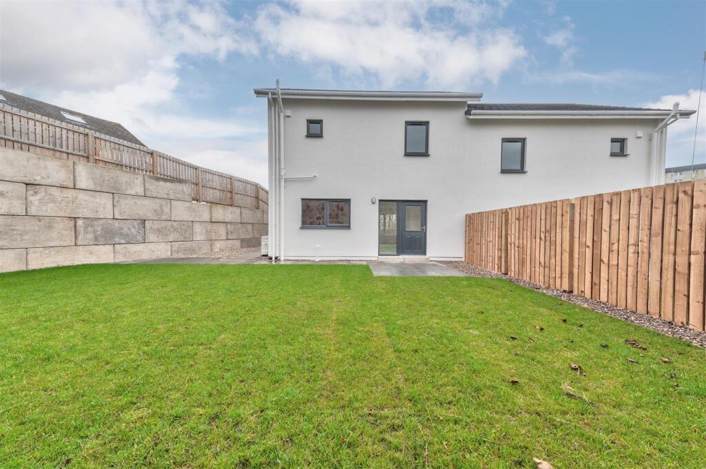 Additional image 10 of Tulloch Crescent, Dundee